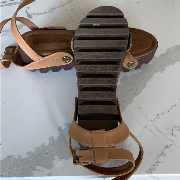 Ladies sandals - Picture 3 of 5